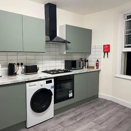 Room 3 • Double Bed In London King'S Cross Exterior photo