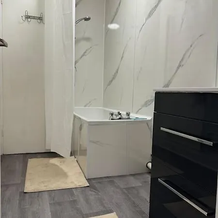 Room 3 • Double Bed In London King'S Cross Exterior photo