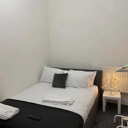 Room 3 • Double Bed In London King'S Cross Exterior photo