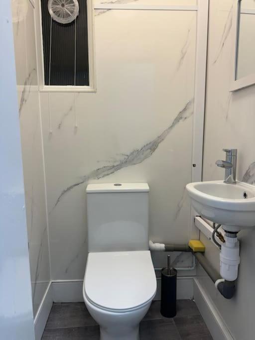 3 • Double Bed In King's Cross Apartment *