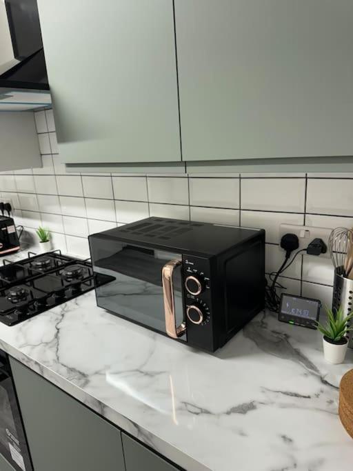 3 • Double Bed In King's Cross *